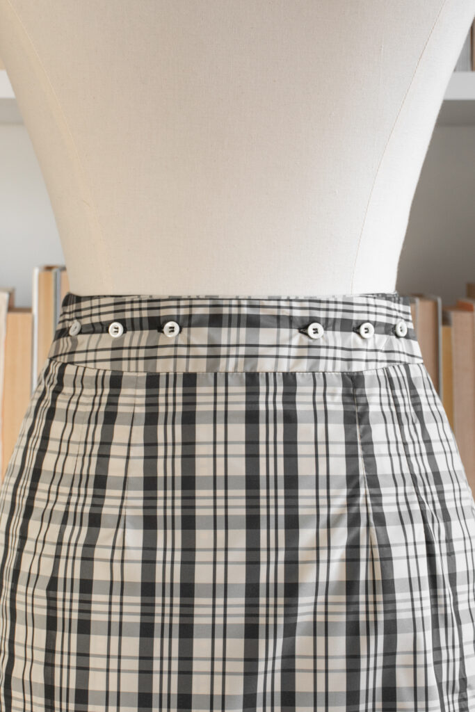 rubino-gaeta-gonnapieghe-portafoglio-taffetàcheck-03