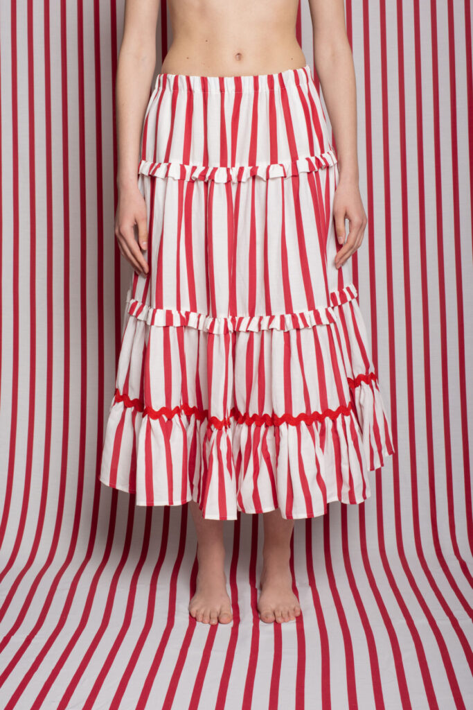 rubino gaeta gonna balzearricciate telastampata rossobianco volant 02