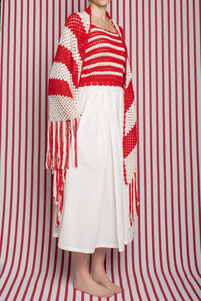 rubino-gaeta-scialle-crochet-righe-rossopanna-04