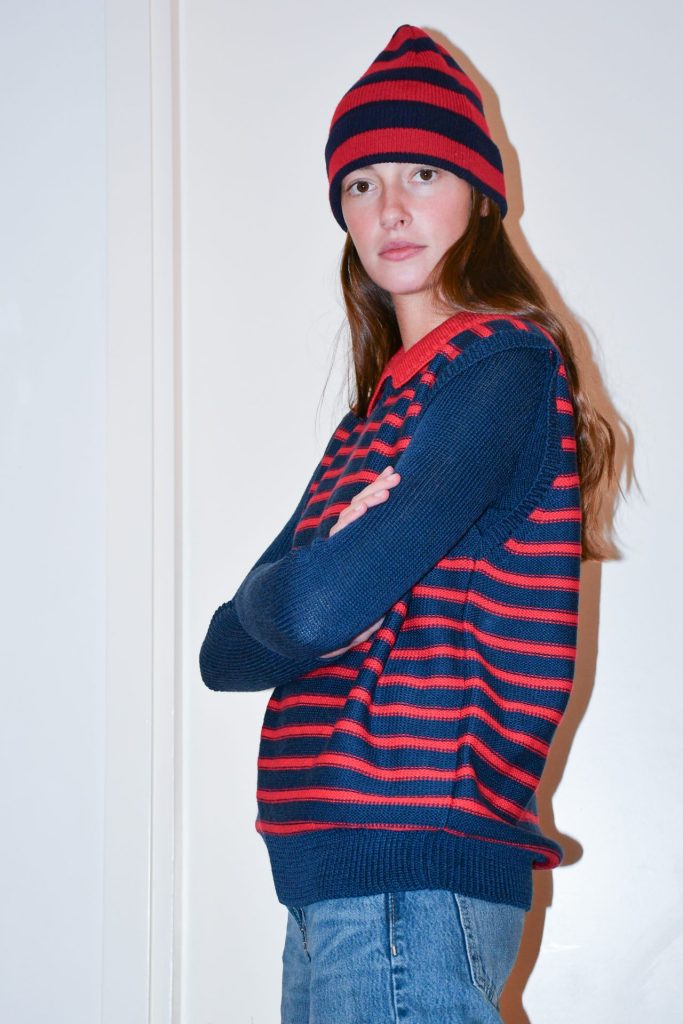 FW24_108-A-rubino-gaeta-giletover-lana-righe-blurosso-03