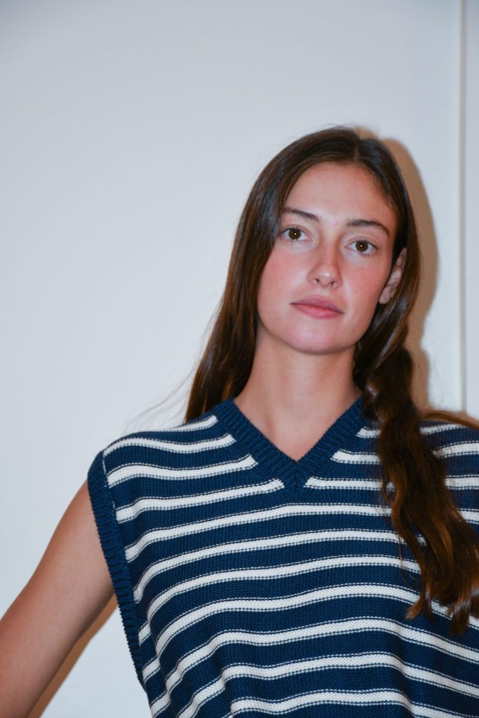 FW24_108-B-rubino-gaeta-giletover-lana-righe-blupanna-04