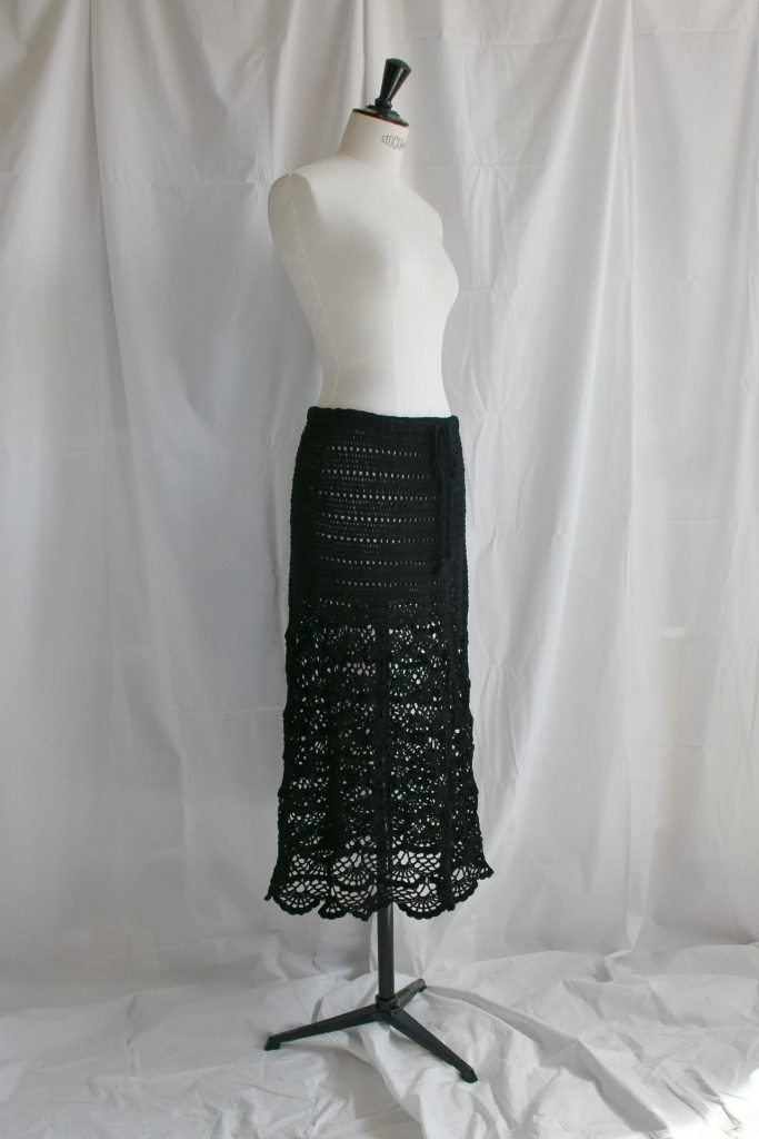 098 f rubino gaeta gonna crochet nera 02