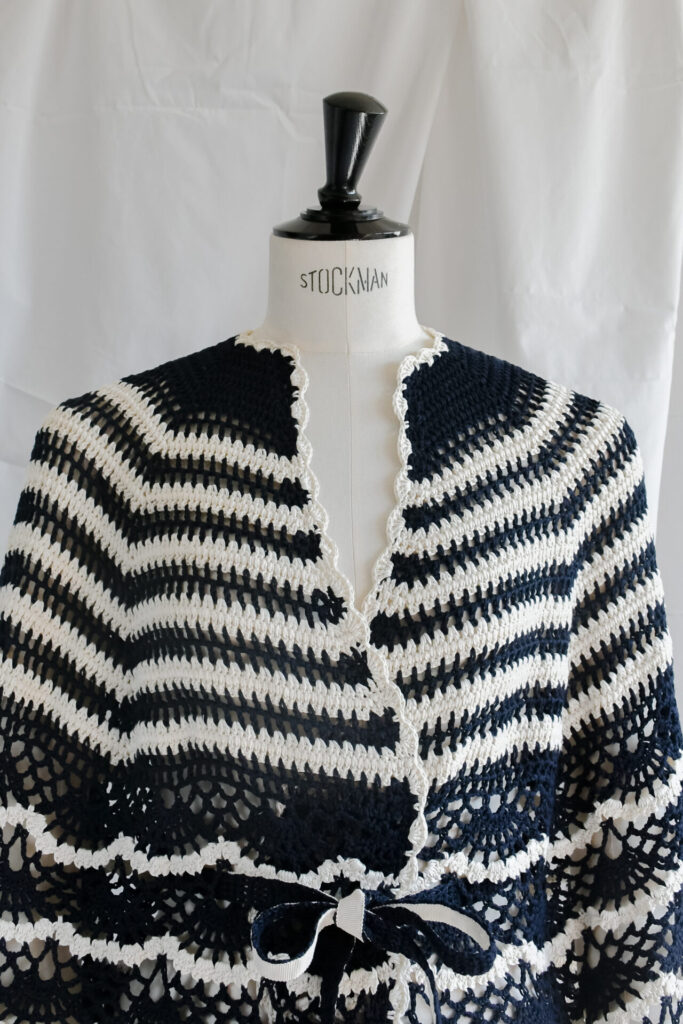 SS25_027-O-rubino-gaeta-cappetta-crochet-blupanna-04