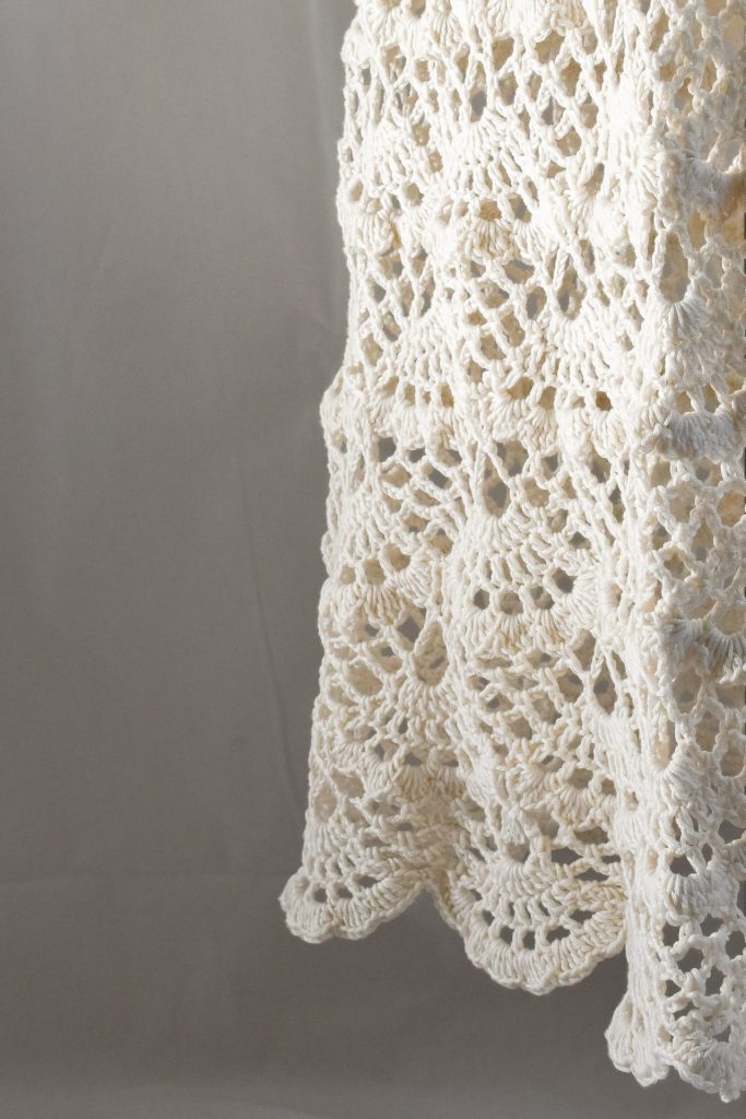 SS25_098-G-rubino-gaeta-gonna-crochet-panna-05