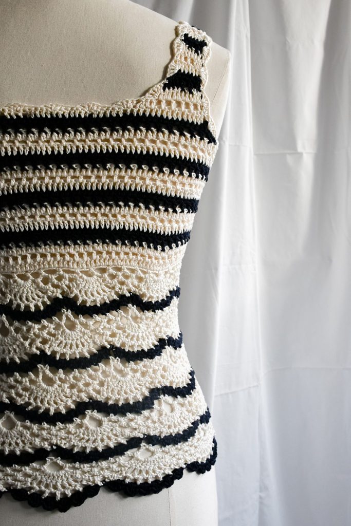 SS25_109-B-rubino-gaeta-top-crochet-pannablu-03