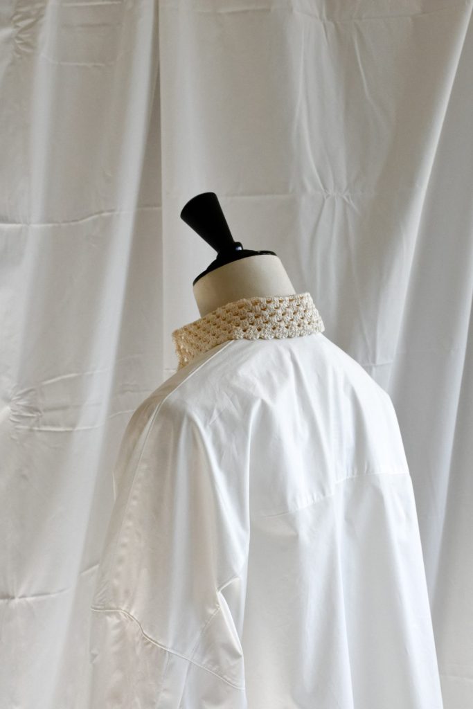 SS25_110-A-rubino-gaeta-camicia-pulcinella-panna-collo-npanna-04