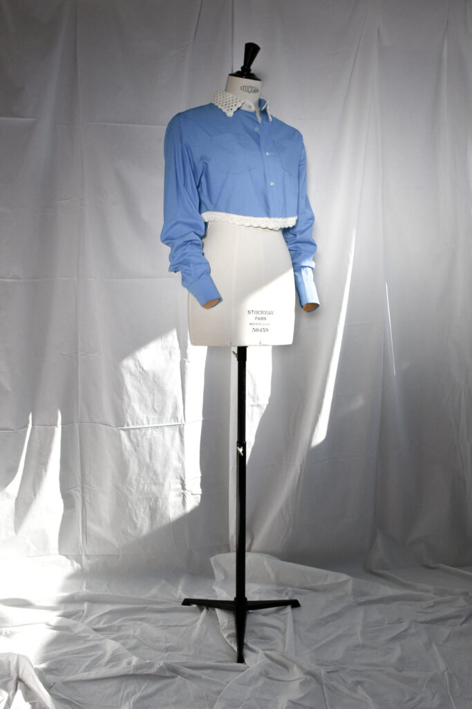 007 a rubino gaeta camicia cropped azzurra 01