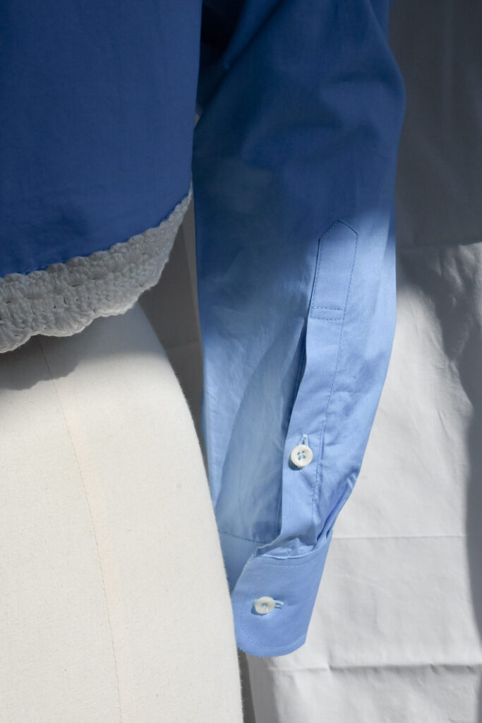 007-A-rubino-gaeta-camicia-cropped-azzurra-06